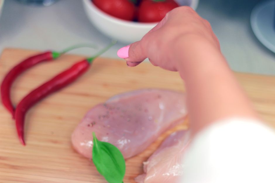 コンビニのサラダチキンダイエット!カロリー数値から分かる続けやすい商品選び 関連イメージ1